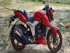 TVS Apache RTR 160 4V